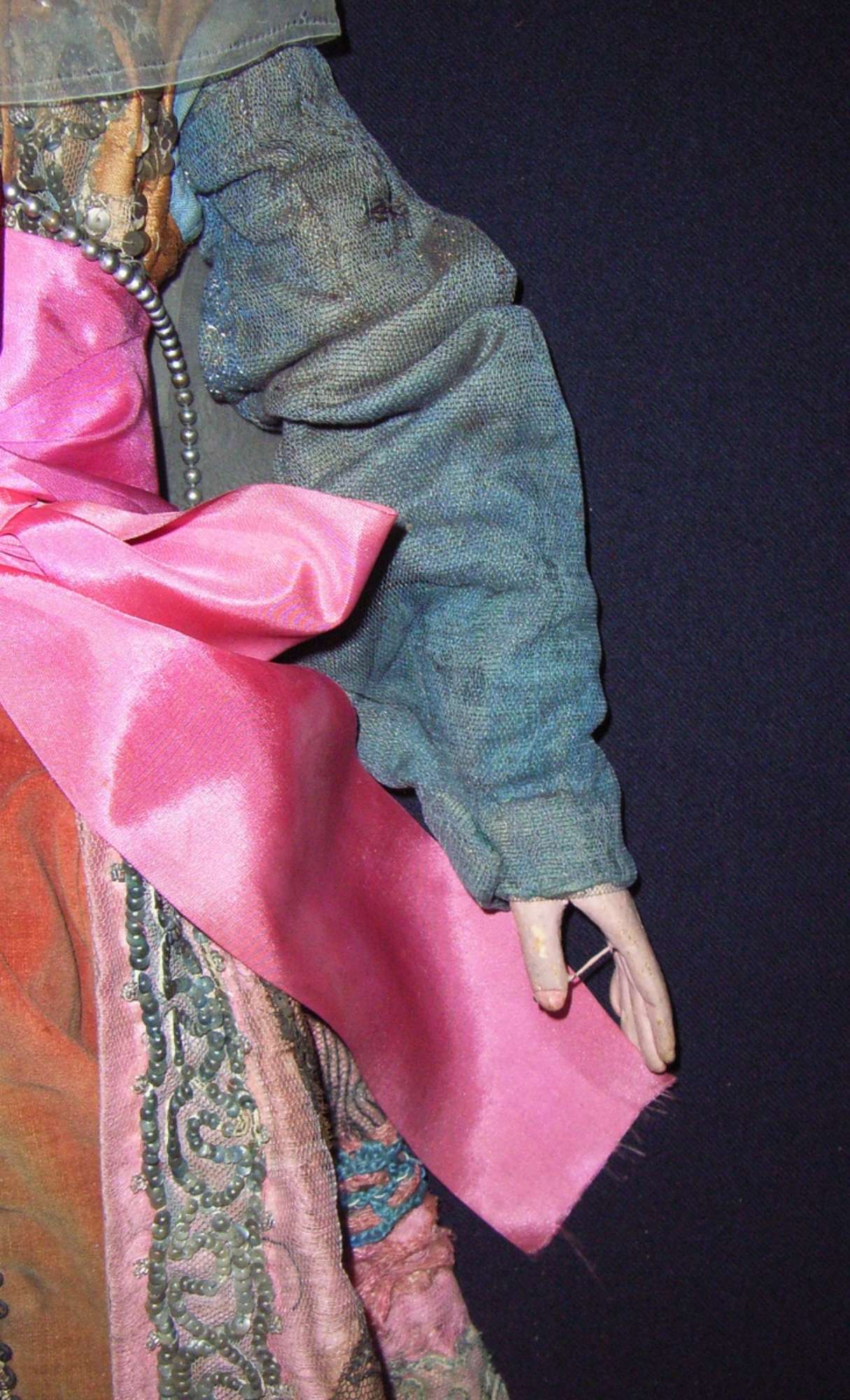 Braccio sinistro dopo il restauro